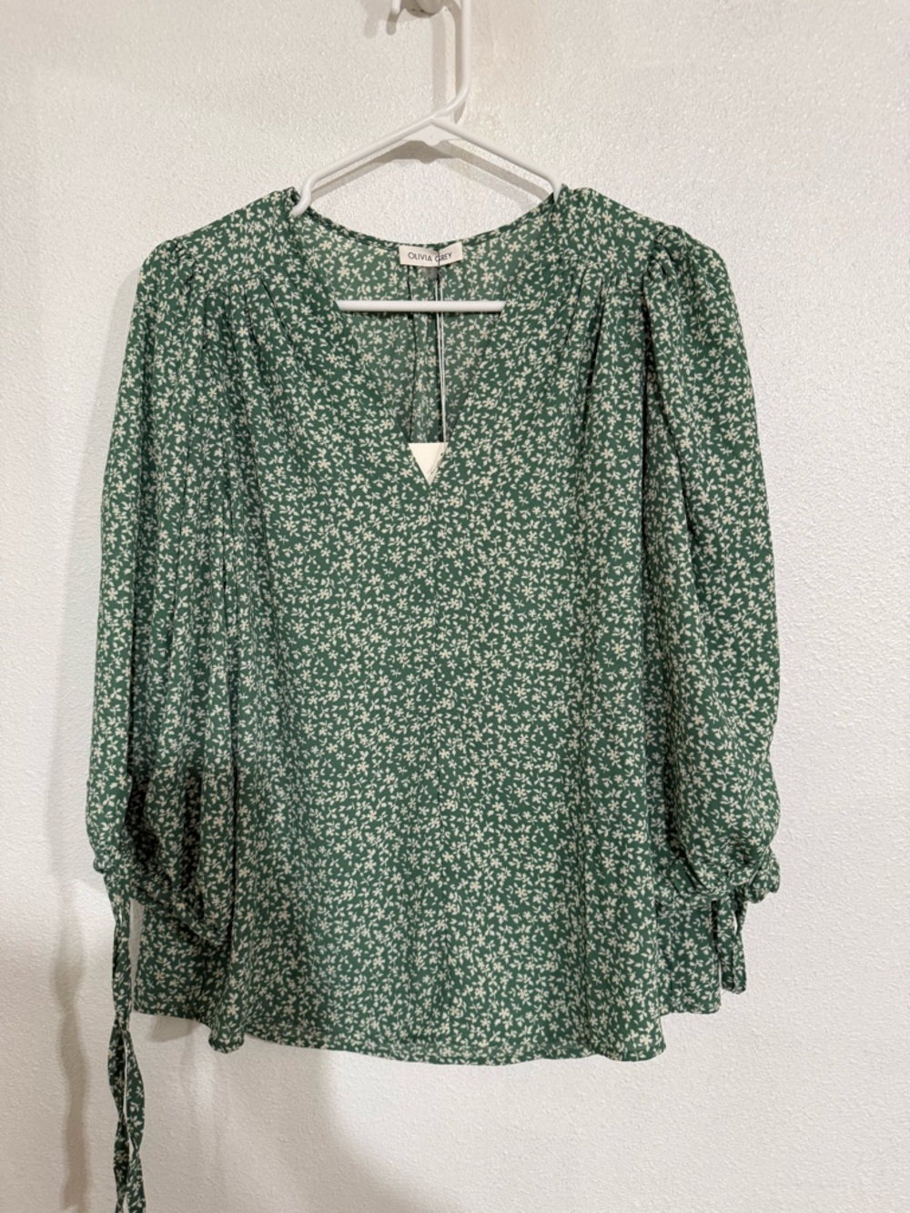 Olivia Grey Green Floral V-Neck Long Sleeve Blouse